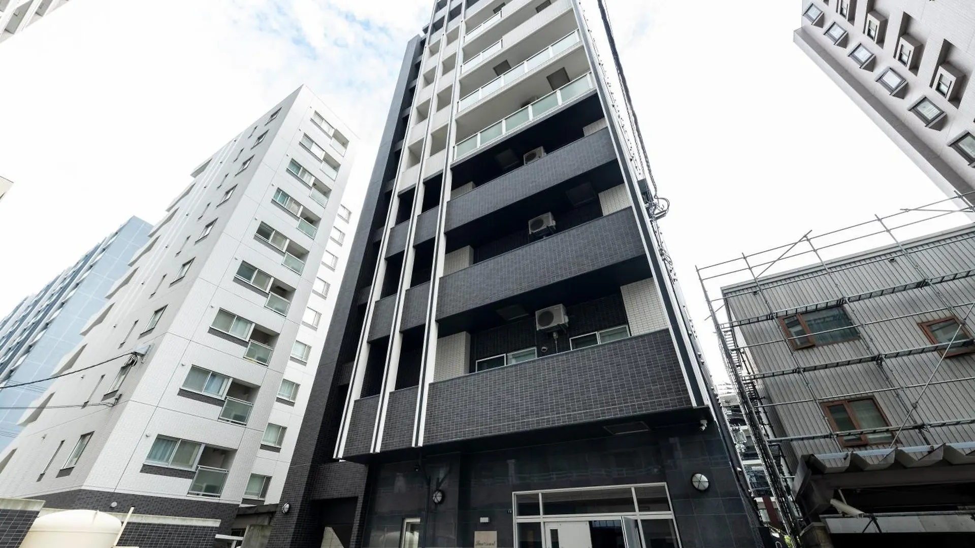 Essence Apartment Sapporo 0*,